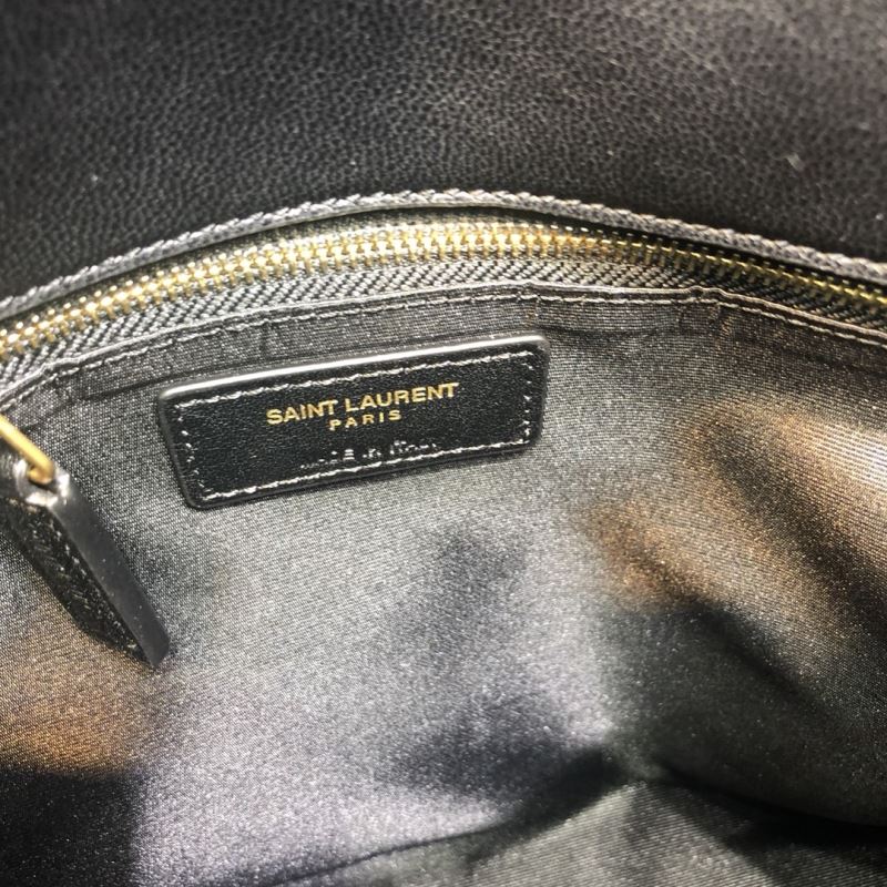 Y51 puffer bags